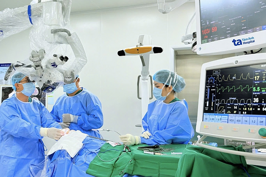 Mở đường phụ dẫn máu lên não do hẹp mạch máu