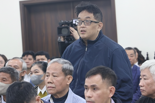 Nhận 47 tỷ đồng từ hãng dược, cựu viện trưởng ở TP HCM bị tuyên 14 năm tù