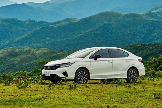Honda ôtô Việt Nam xả hàng VIN25
