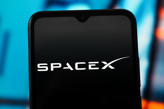 Elon Musk sáp nhập xAI vào SpaceX