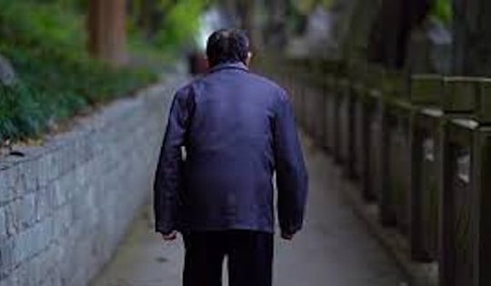 Đau tim đi khám, cụ ông sốc nặng khi được chẩn đoán "mang thai"