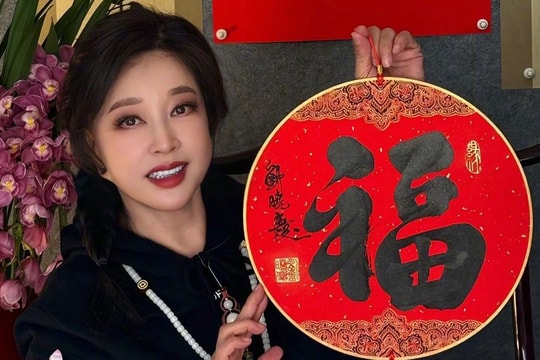 'Võ Tắc Thiên' Lưu Hiểu Khánh bán chữ