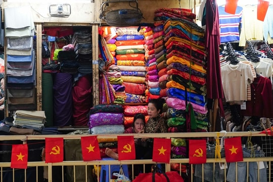 Hướng dẫn chi tiết cách kê khai, nộp thuế cho cá nhân, hộ kinh doanh