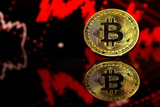 Bitcoin rơi về mức thấp nhất kể từ khi ông Trump đắc cử