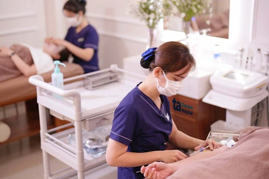 Tiêm huyết tương chữa rụng tóc