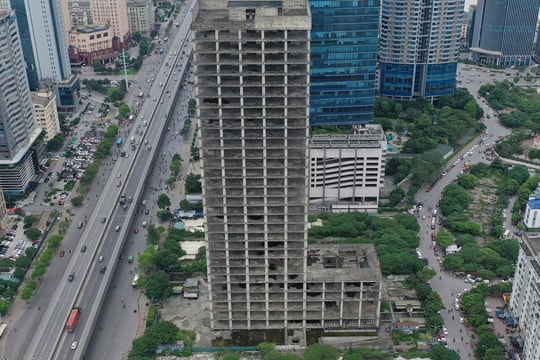 Toà án: Nếu xây tiếp tháp bỏ hoang của VICEM, hơn 100 năm mới thu hồi vốn