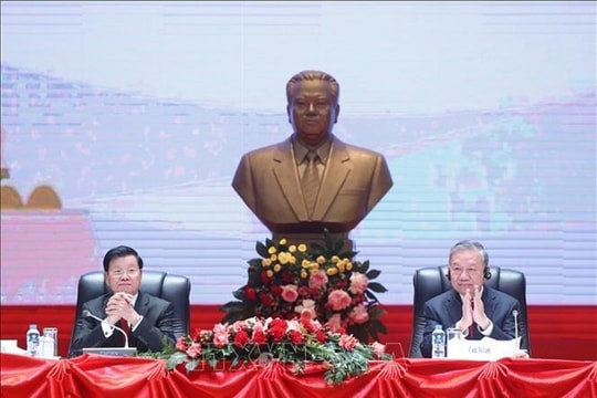 Tổng Bí thư Tô Lâm thông báo kết quả Đại hội XIV Đảng Cộng sản Việt Nam tại Lào