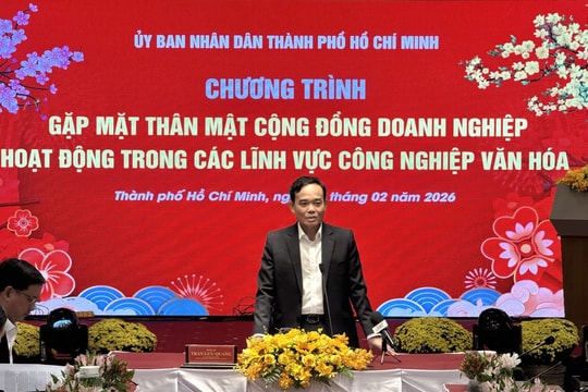 Bí thư Thành ủy TP Hồ Chí Minh gặp gỡ cộng đồng công nghiệp văn hóa