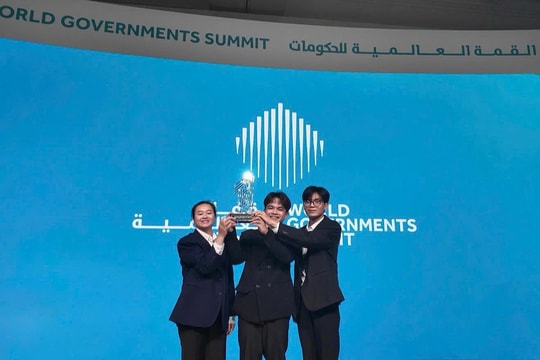 Sinh viên Việt giành giải bạc quốc tế nhờ AI cho người khiếm thính