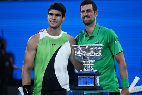 Alcaraz: 'Tôi còn lâu mới bằng Djokovic, Nadal, Federer'