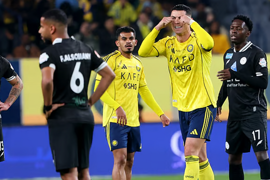 Ronaldo tiếp tục đình công ở Al Nassr
