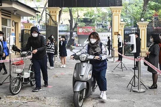 Học sinh đi xe 50 phân khối gây tai nạn và trách nhiệm phụ huynh
