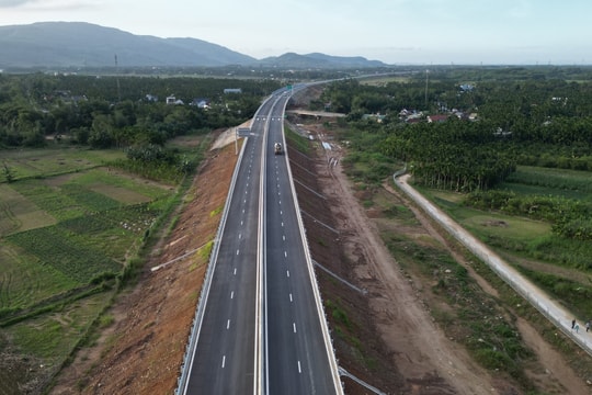 Một số đoạn cao tốc Bắc Nam có thể khai thác trước Tết