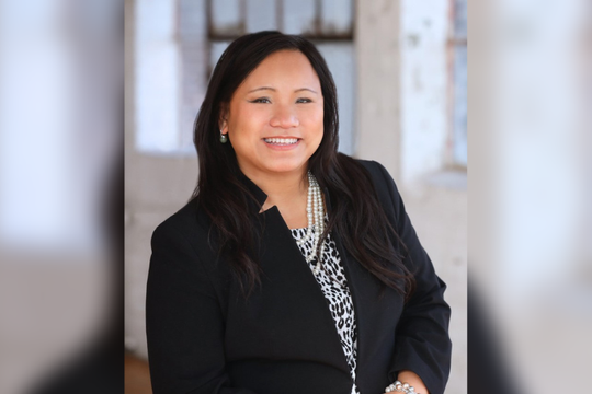 Công tố viên gốc Việt bức xúc vì quá tải khi làm việc cho ICE