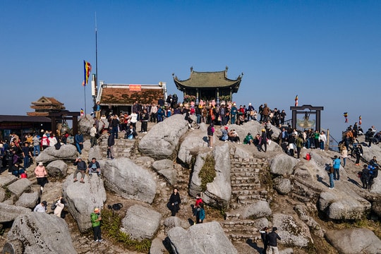 Miễn phí tham quan Yên Tử trong ba năm