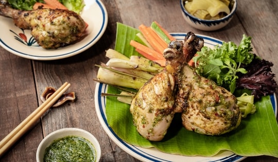 Tết về, bếp ấm – Gà mỹ nổ muối é cho mâm cơm đoàn viên