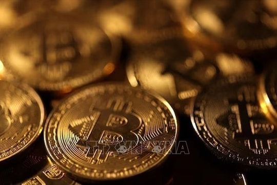 Bitcoin trượt xuống mức thấp nhất kể từ tháng 11/2024