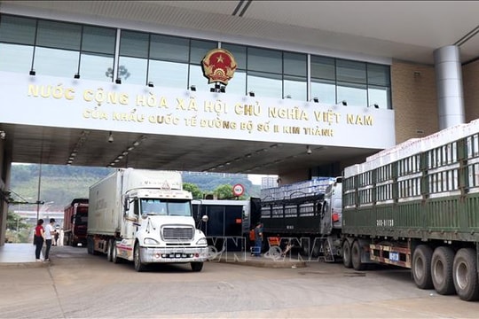 Doanh nghiệp lo tái diễn ùn tắc thông quan sau 15/4, kiến nghị tăng hậu kiểm