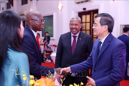 Đẩy mạnh ngoại giao học thuật, nâng cao uy tín của Việt Nam trên trường quốc tế