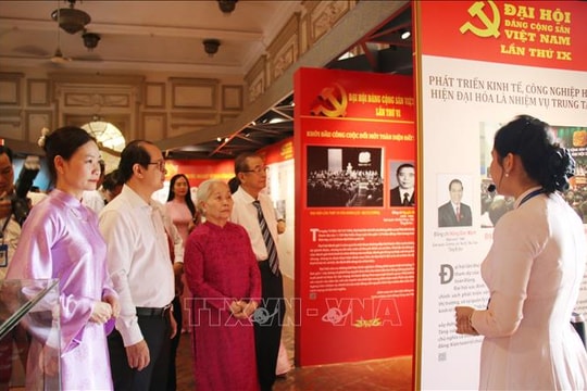 Mừng Xuân Bính Ngọ - Mừng Đảng quang vinh trên thành phố mang tên Bác