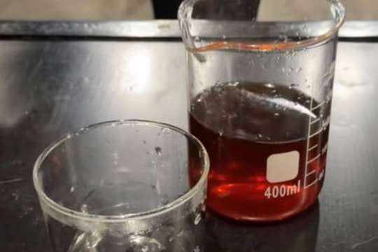 Khách Mỹ ngỡ ngàng khi uống ly cà phê hiếm gần 800.000 đồng tại Việt Nam