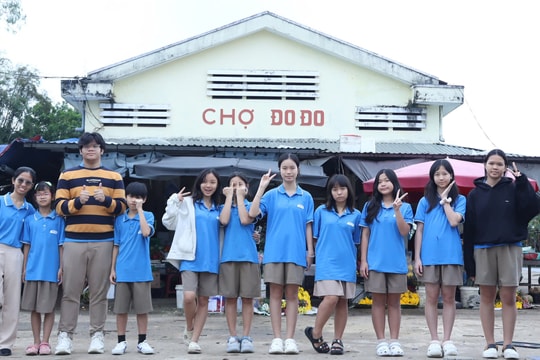 Học sinh tìm về chợ Đo Đo sau đọc sách Nguyễn Nhật Ánh