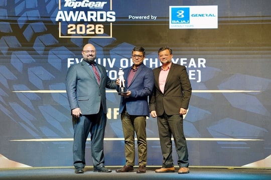 VinFast VF 7 là SUV điện của năm tại Ấn Độ