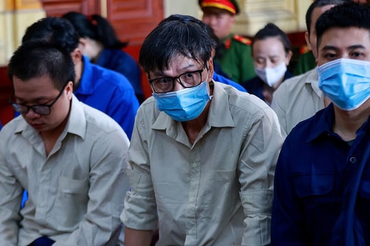 Chủ mưu nhập lậu nguyên liệu thịt từ vùng dịch bị buộc nộp lại 1.760 tỷ đồng