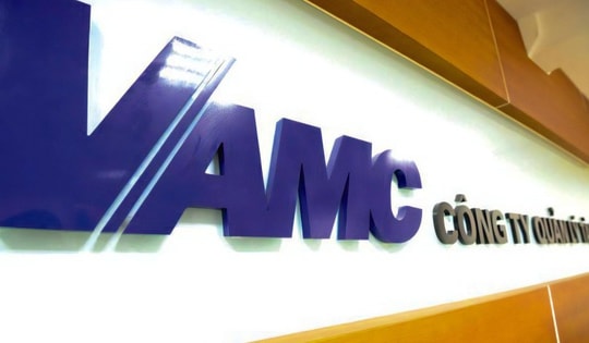 Liên tục "đại hạ giá" khoản nợ xấu hàng trăm tỉ đồng của một công ty du lịch