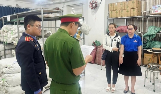 Triệt phá đường dây cà phê giả, tuồn gần 1 tấn/ngày ra thị trường