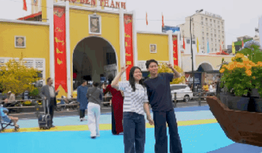 Video: Diện mạo mới của chợ Bến Thành khiến du khách và người dân TPHCM mê mẩn