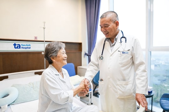 BVĐK Tâm Anh hợp tác nghiên cứu xét nghiệm máu chẩn đoán sớm Alzheimer