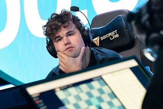 Carlsen đấu bán kết Speed Chess Championship hôm nay