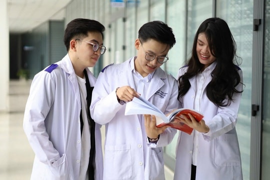 Bác sĩ nội trú ở TP HCM sẽ được miễn học phí