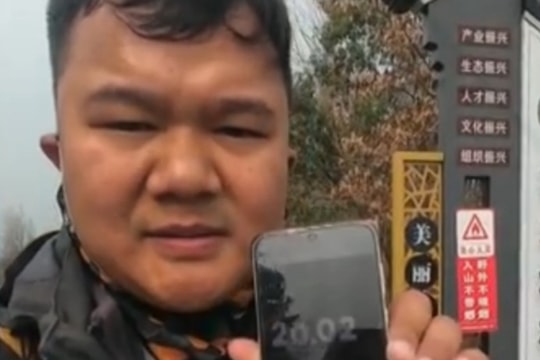 Đi bộ 1.400 km về quê, chàng trai giảm 25 kg và hết sạch mỡ máu