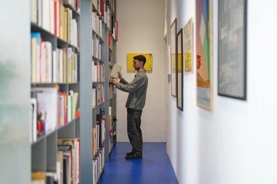 Nhà 45 m2 linh hoạt của cặp đôi thiết kế đồ họa