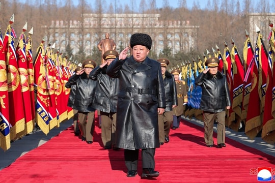 Hình ảnh ông Kim Jong-un thăm Bộ Quốc phòng Triều Tiên