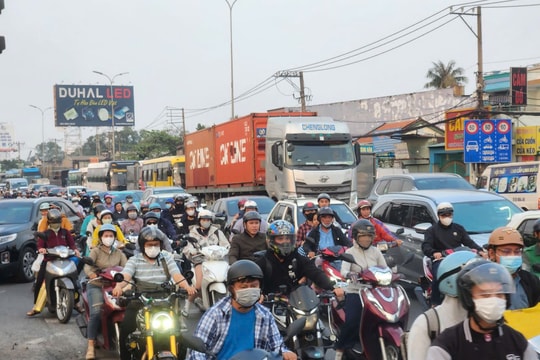 Tăng cường tổ chức vận tải bảo đảm trật tự an toàn giao thông Tết Bính Ngọ 2026