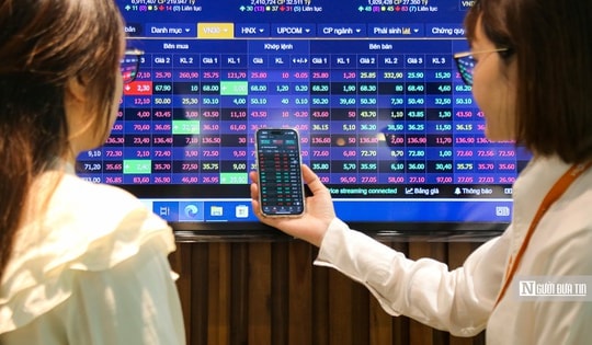 VN-Index lùi sâu, thị trường có thể hồi kỹ thuật quanh vùng 1.710-1.725 điểm