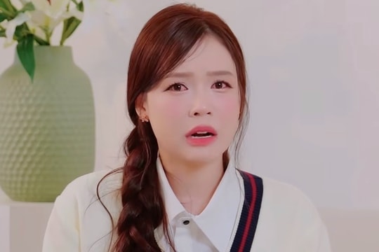 Sam khóc, nói về mâu thuẫn với mẹ