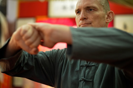 Người đàn ông bỏ cuộc sống châu Âu, tới quê Diệp Vấn học võ Trung Quốc