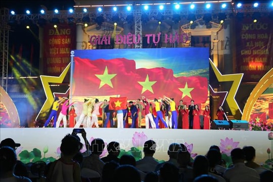 Nhiều 'điểm hẹn' đặc sắc dịp Tết tại thành phố cảng