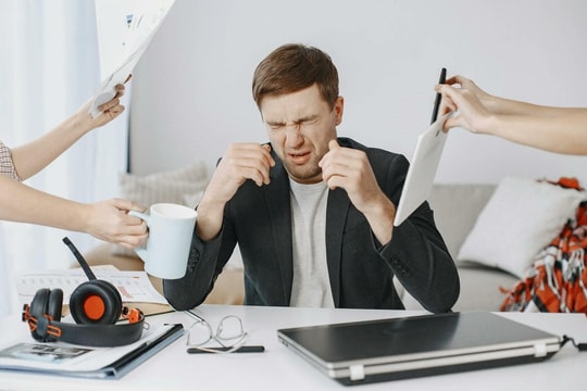 Gánh nặng 'trụ cột' bào mòn đàn ông