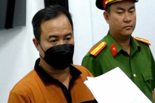 'Biến' tinh dầu giá rẻ thành hàng Thái Lan