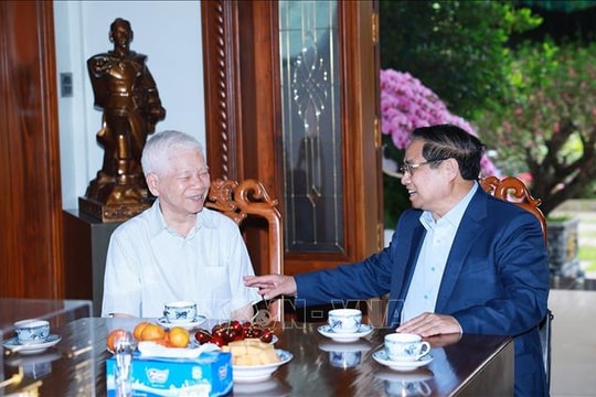 Thủ tướng Phạm Minh Chính thăm, chúc Tết nguyên lãnh đạo Đảng, Nhà nước