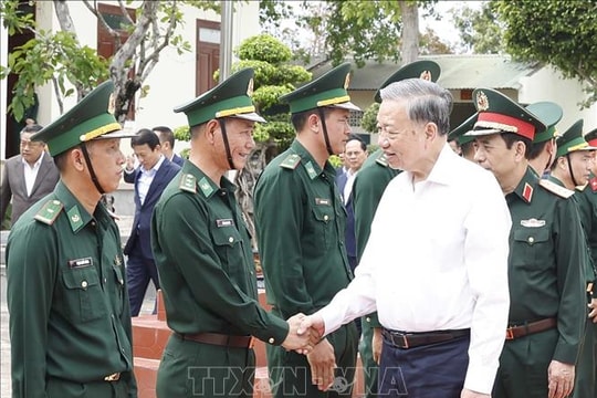 Tổng Bí thư Tô Lâm thăm, chúc Tết cán bộ, chiến sĩ đồn biên phòng EA H’Leo