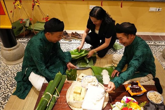 Tết Hoàng cung: Lan tỏa hương sắc Tết cổ truyền