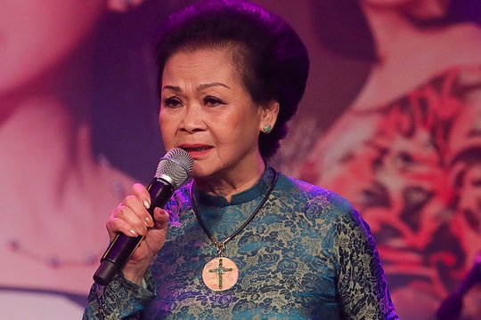 Danh ca Khánh Ly sắp về nước sau đột quỵ