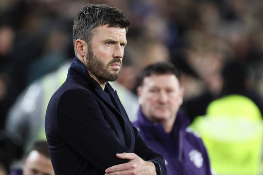 Carrick ca ngợi tinh thần chiến đấu của Man Utd