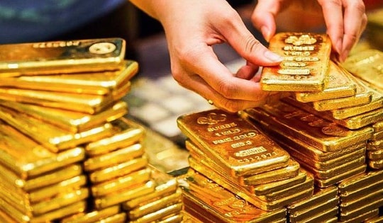 Giá vàng hôm nay 11/2, vàng nhẫn, vàng SJC đi ngang, vàng thế giới giảm mạnh